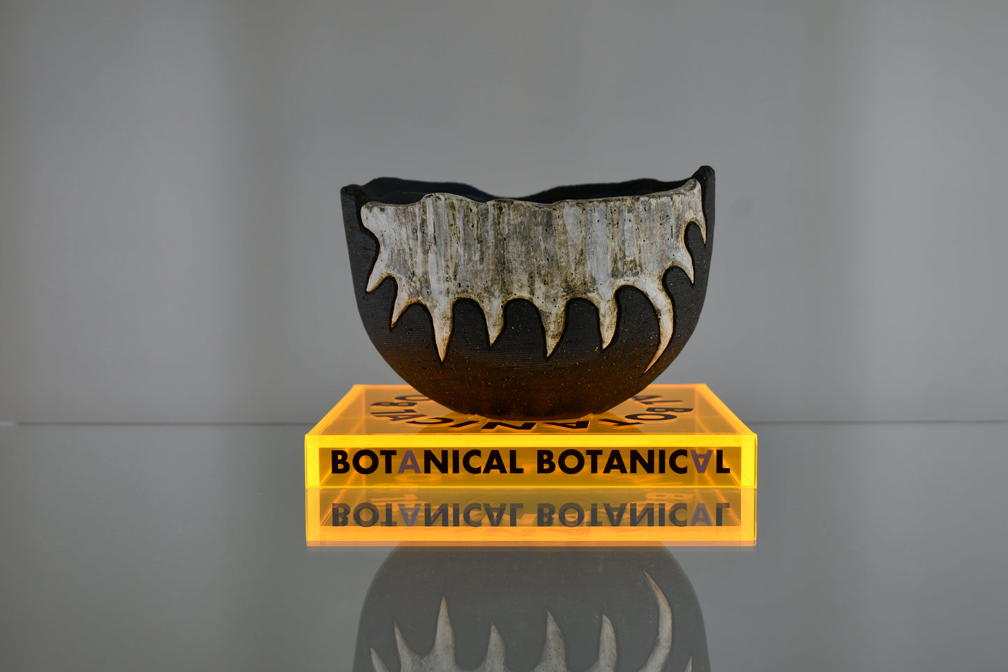 BOTANICAL BOTANICAL STAND